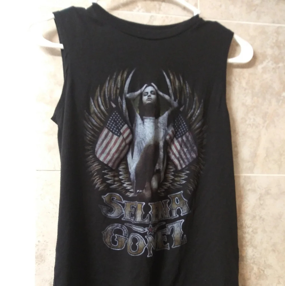 Selena Gomez black tank Small American flags